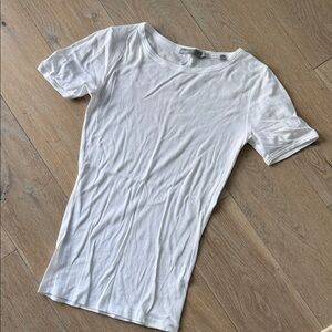 Vince White Short Sleeve Crewneck Tee new size small
